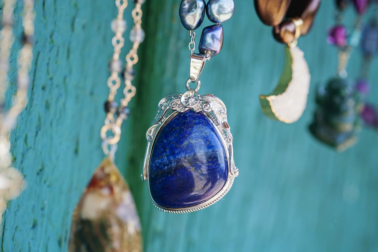 Bracelet Lapis Lazuli : significations, symboles et guide d’achat