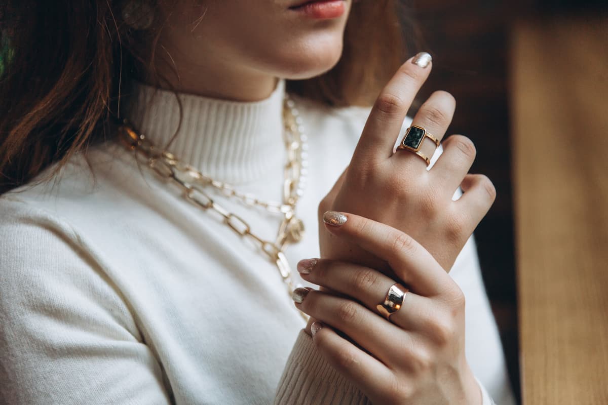 Histoire et signification de bijoux de l’Antiquité à aujourd’hui 