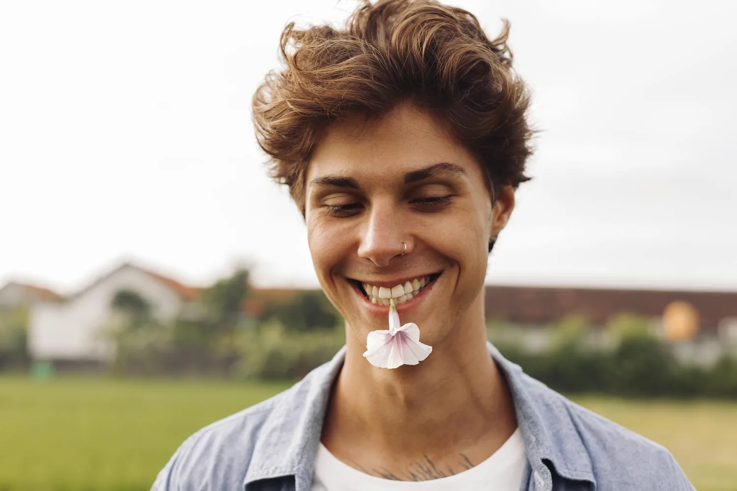 Piercing bite : types, douleur, bijoux et cicatrisation