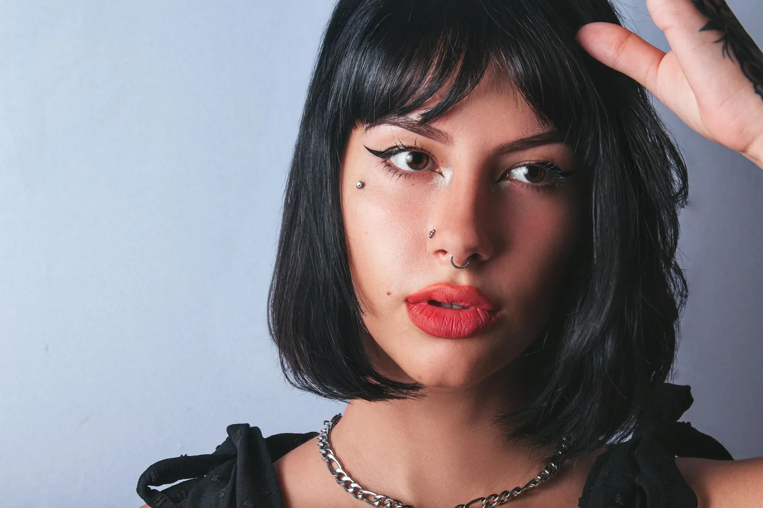 Piercing tragus et douleur : ce que personne ne vous dit vraiment